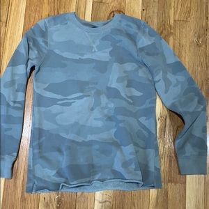 Camo crew neck